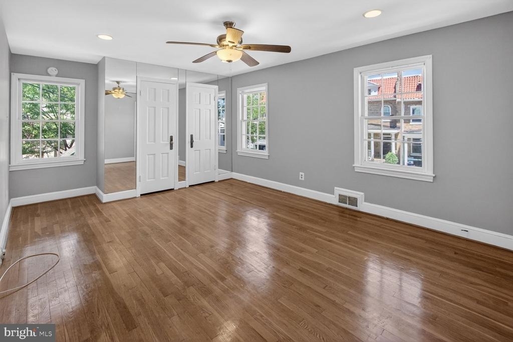 4712 Piney Branch Road Nw - Photo 15