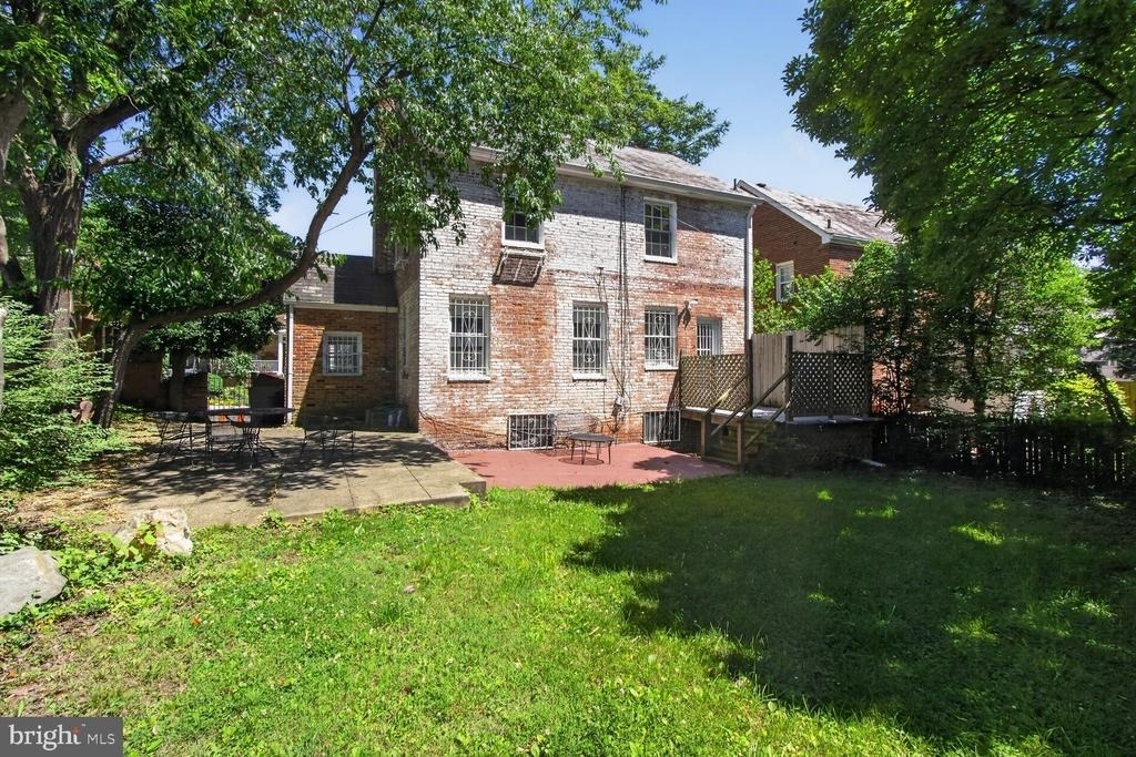 4712 Piney Branch Road Nw - Photo 24