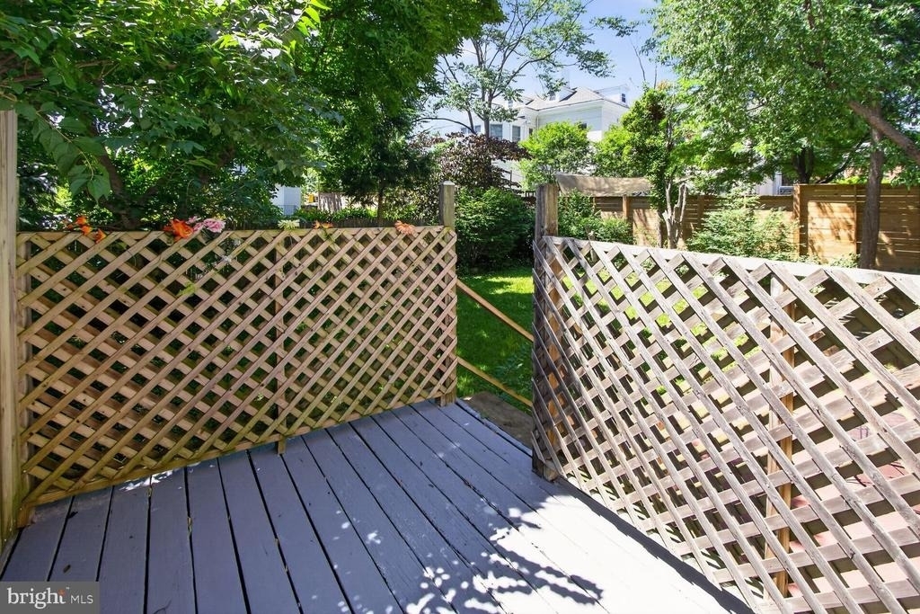 4712 Piney Branch Road Nw - Photo 22