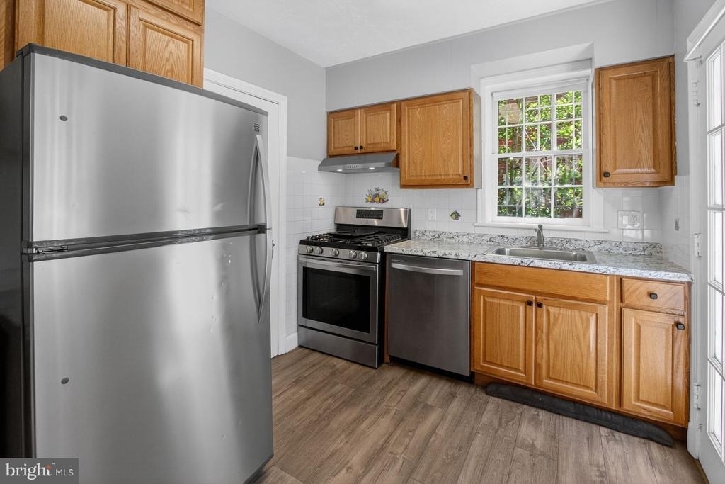 4712 Piney Branch Road Nw - Photo 9
