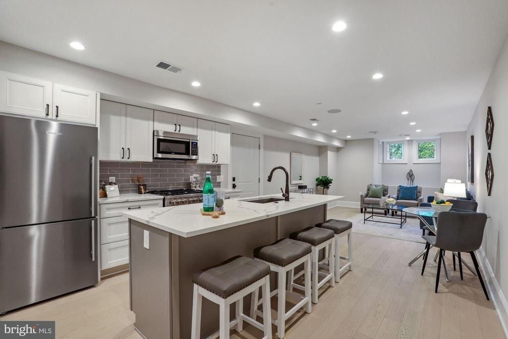 1310 Vermont Avenue Nw - Photo 5