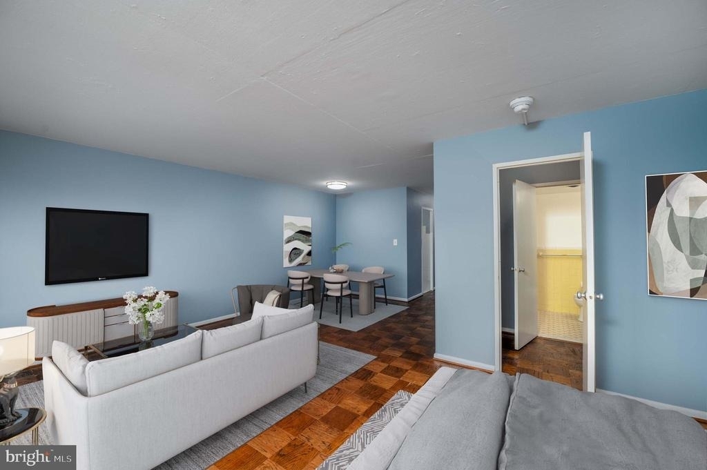 1330 New Hampshire Avenue Nw - Photo 3