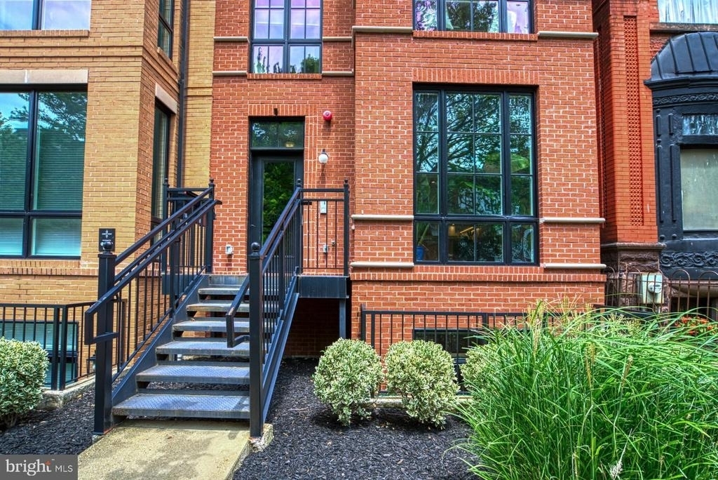 467 M Street Nw - Photo 2