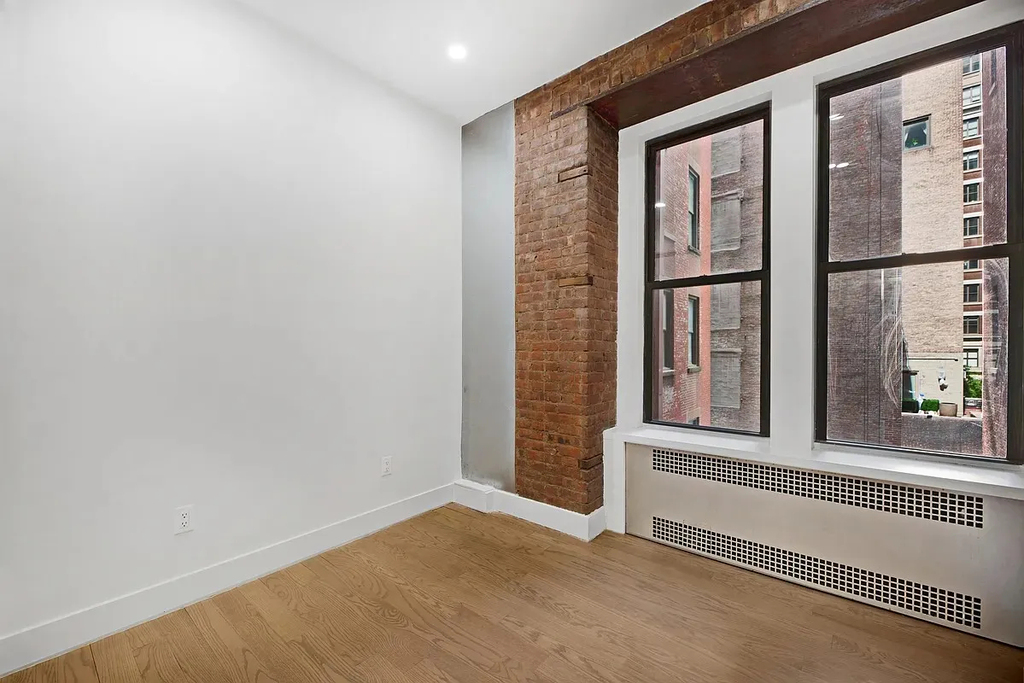 121 Madison Avenue - Photo 1