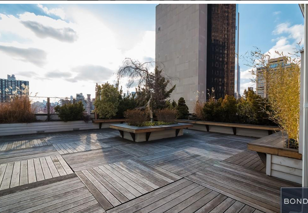 East 38th Street - Photo 8