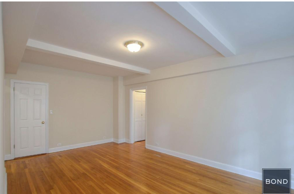 East 38th Street - Photo 2