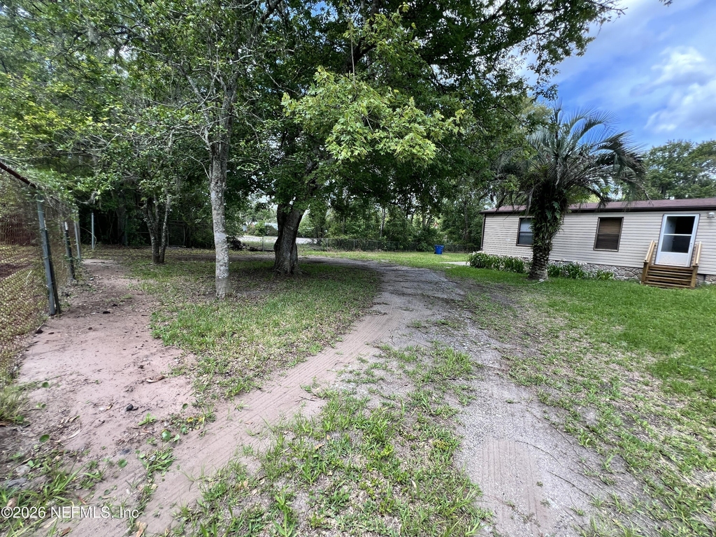 14250 Tiki Lane - Photo 4
