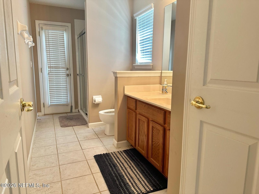 1932 Lyndhurst Drive - Photo 9