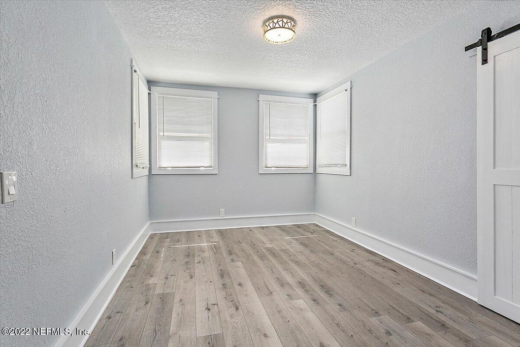 2142 Park Street - Photo 11