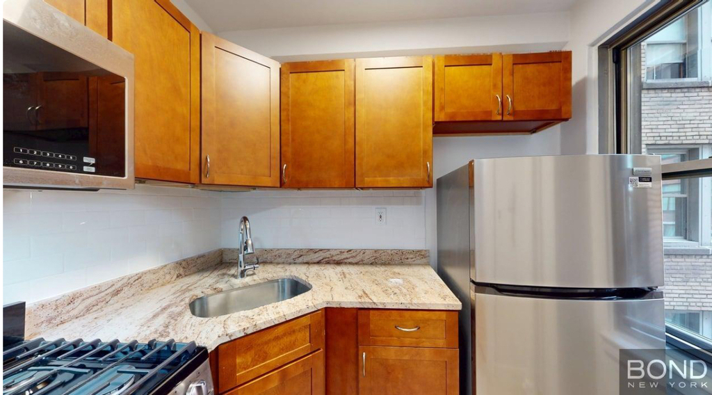East 38th Street - Photo 1