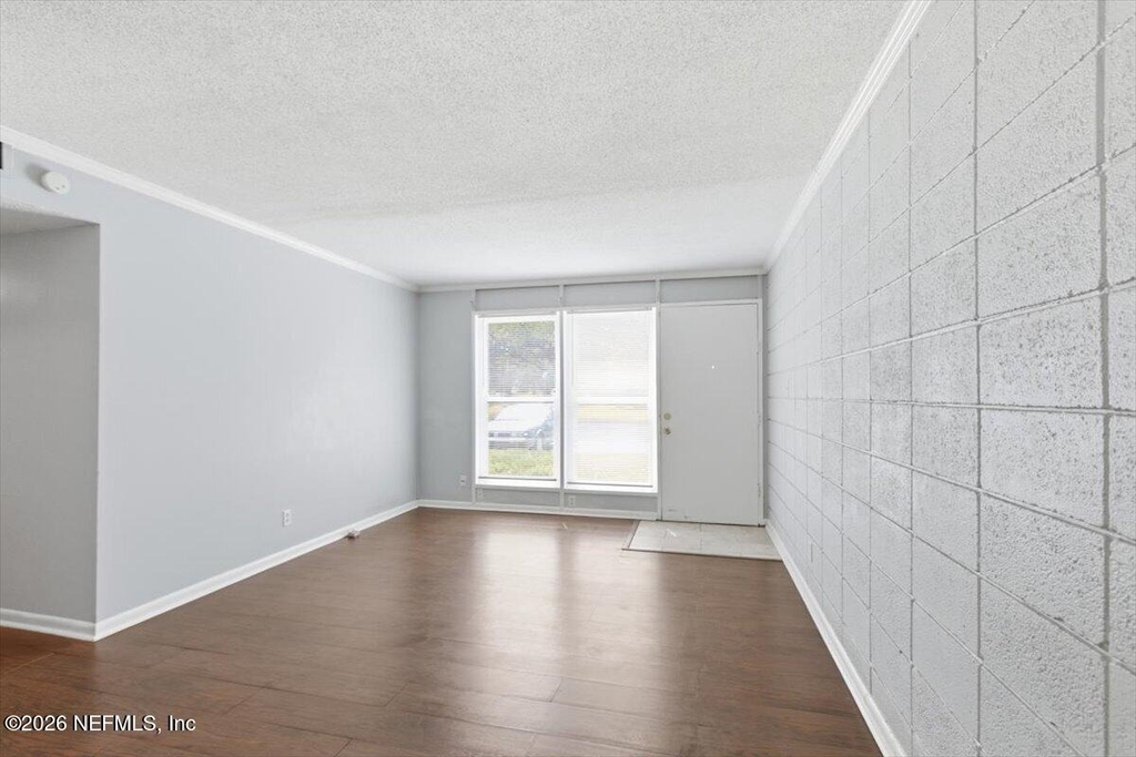 3307 Mayflower Street - Photo 0