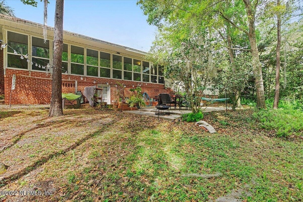 4527 Peachtree Circle E - Photo 14