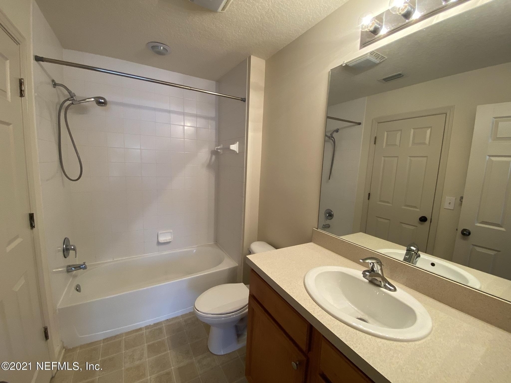 8550 Argyle Business Loop - Photo 9