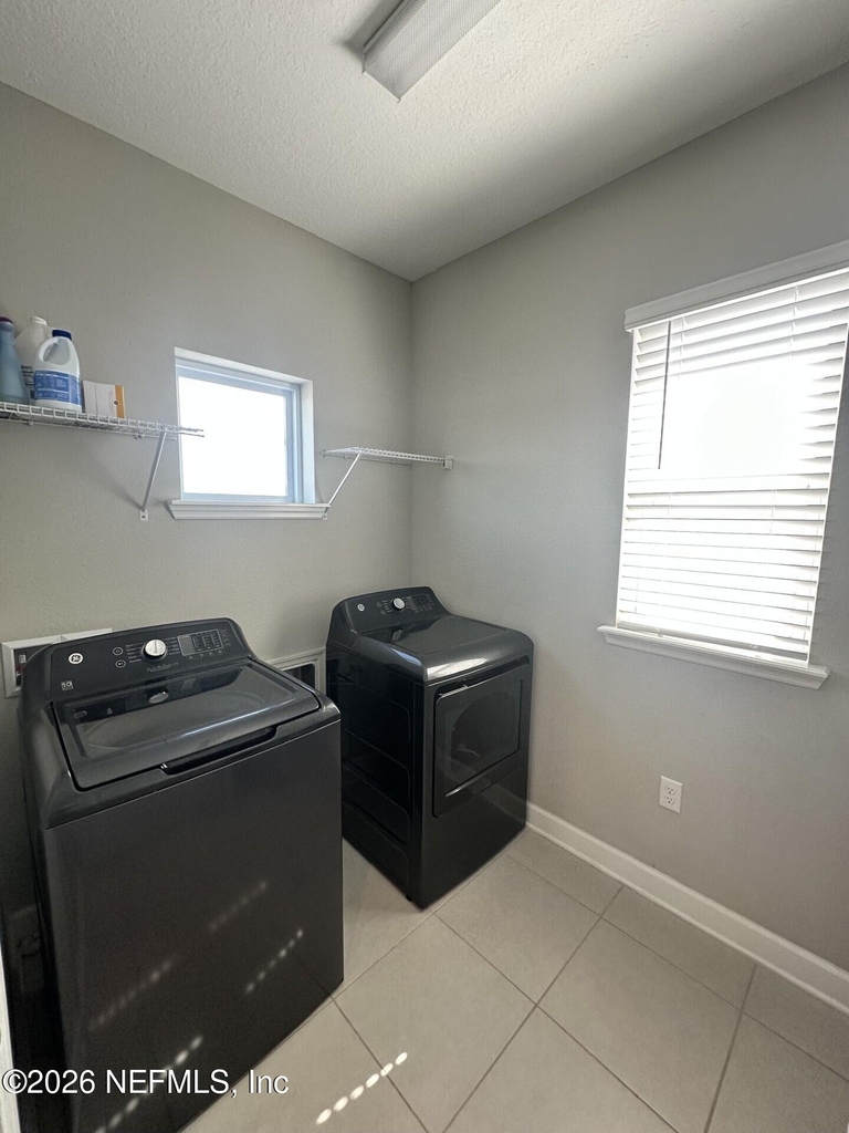 228 Dalton Circle - Photo 21