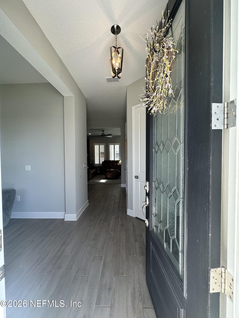 228 Dalton Circle - Photo 1