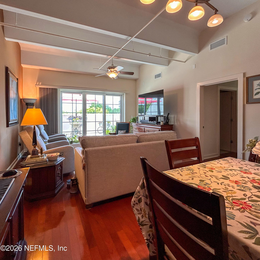 1661 Riverside Avenue - Photo 13