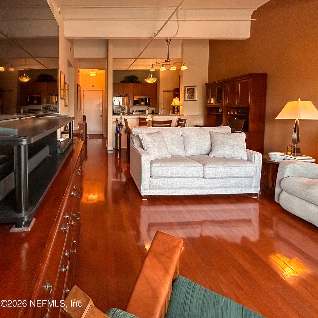 1661 Riverside Avenue - Photo 11