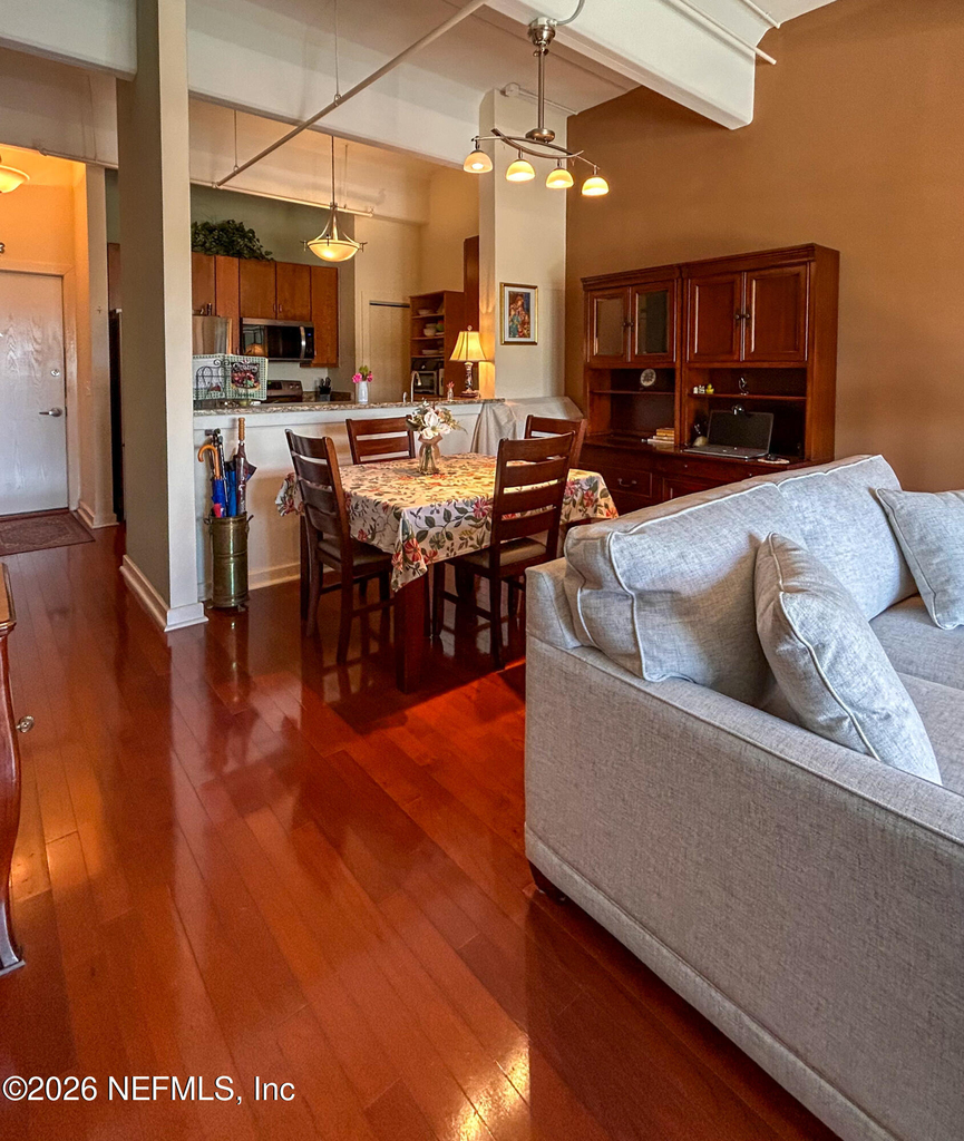 1661 Riverside Avenue - Photo 12