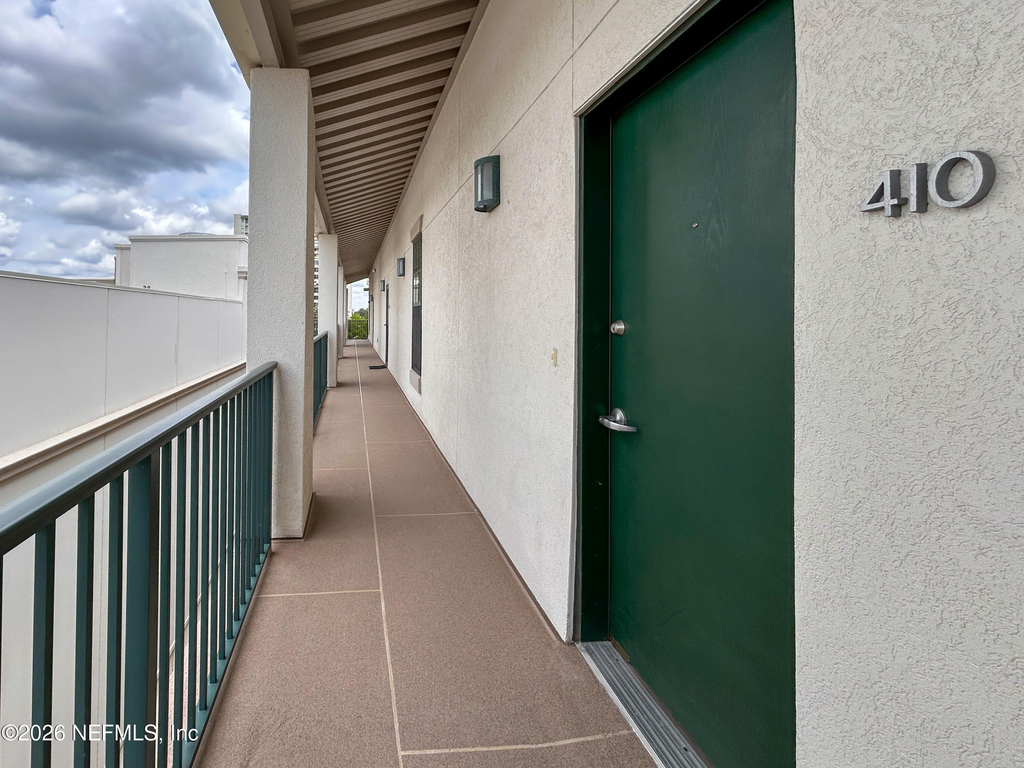 1661 Riverside Avenue - Photo 1