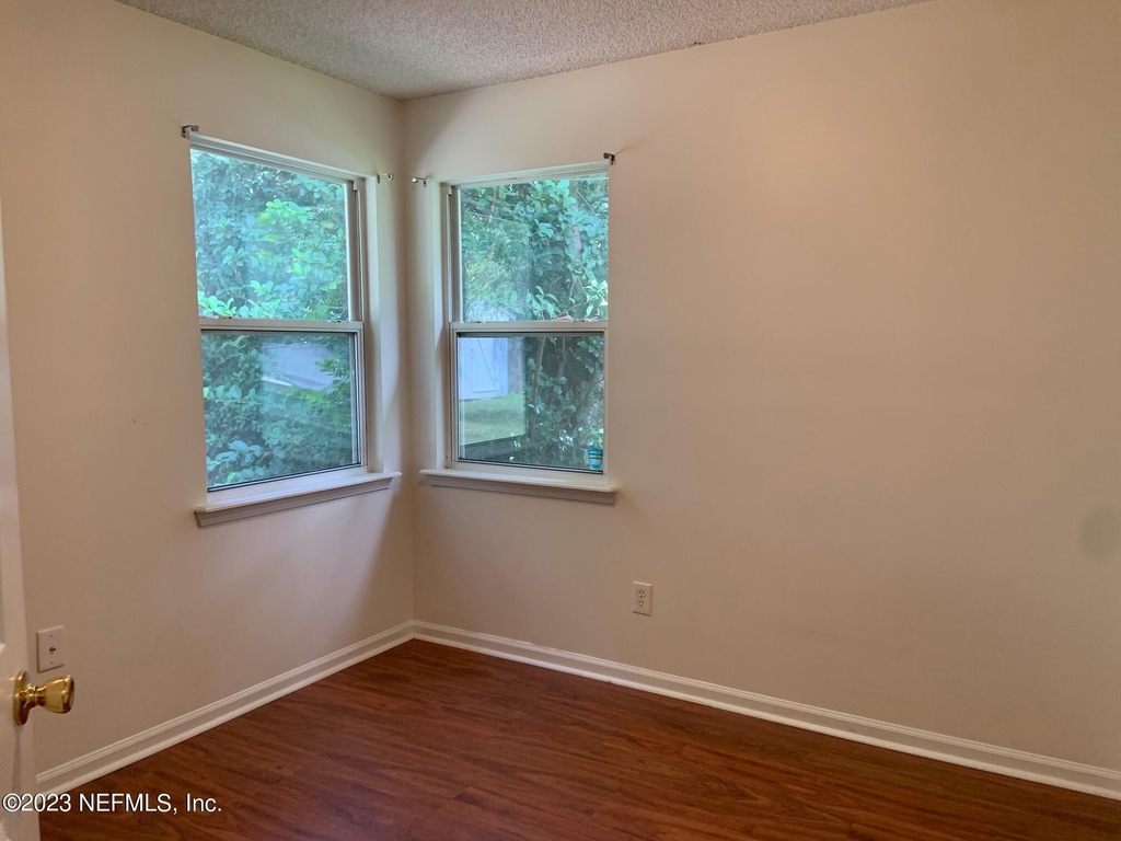 2704 Ian Court - Photo 16