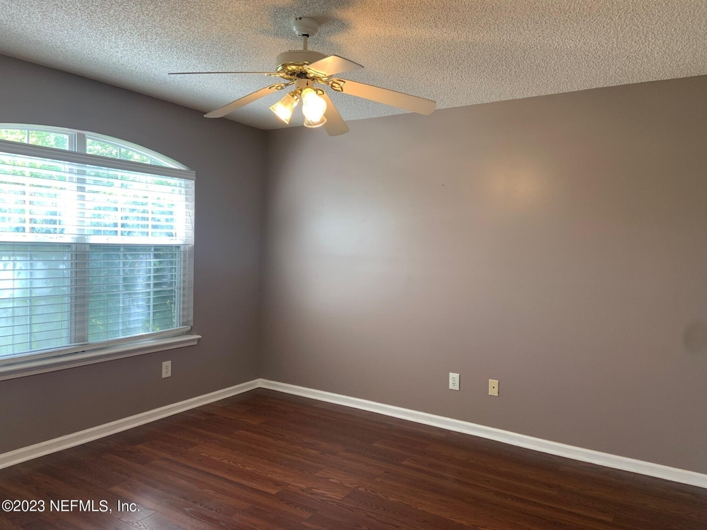 2704 Ian Court - Photo 3