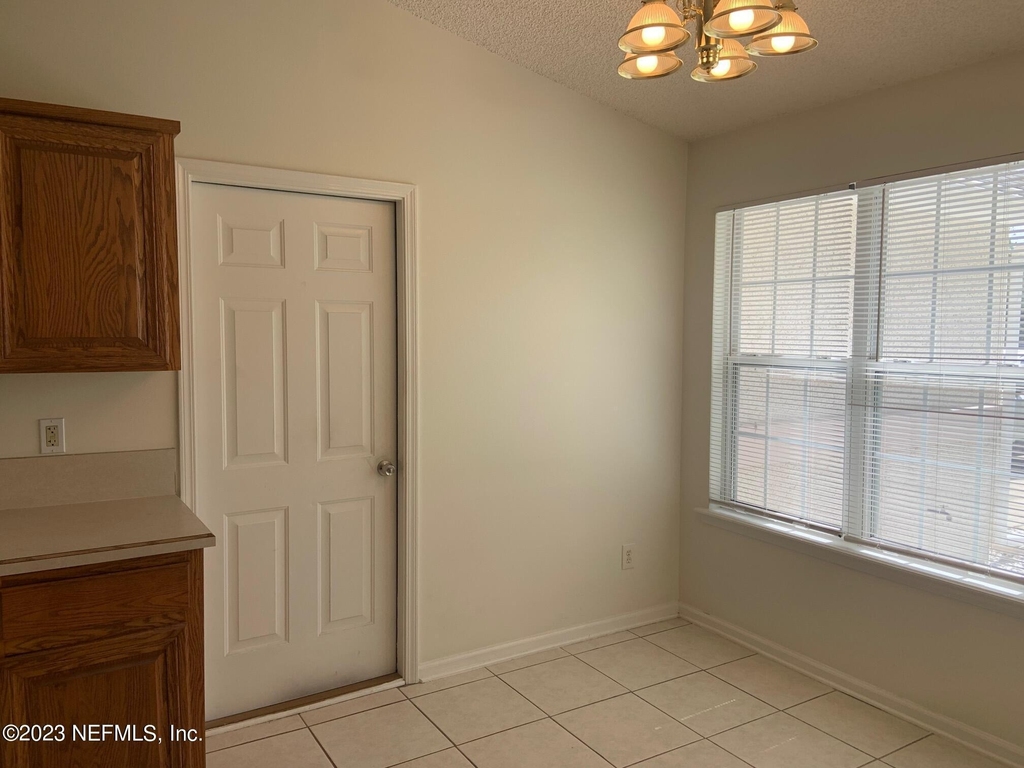 2704 Ian Court - Photo 4