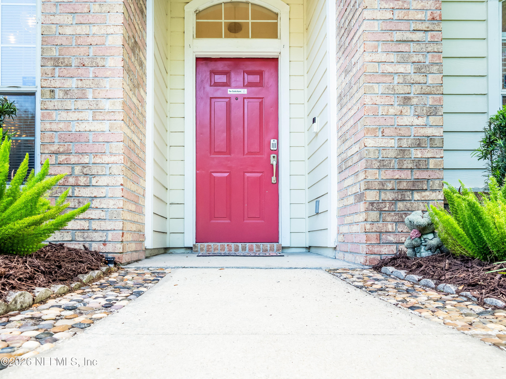 2704 Coachman Lakes Drive - Photo 1