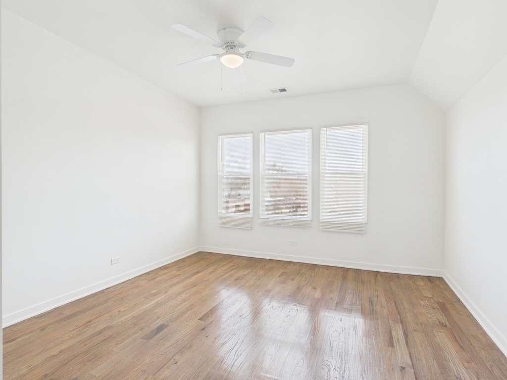 398 W Lincoln Highway - Photo 6