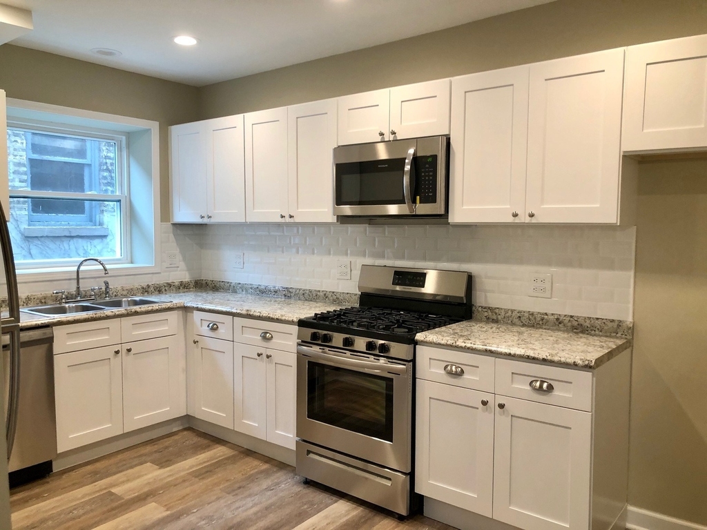2643 W Estes Avenue - Photo 1