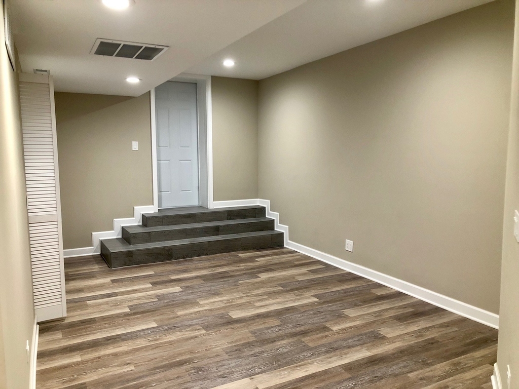 2643 W Estes Avenue - Photo 4