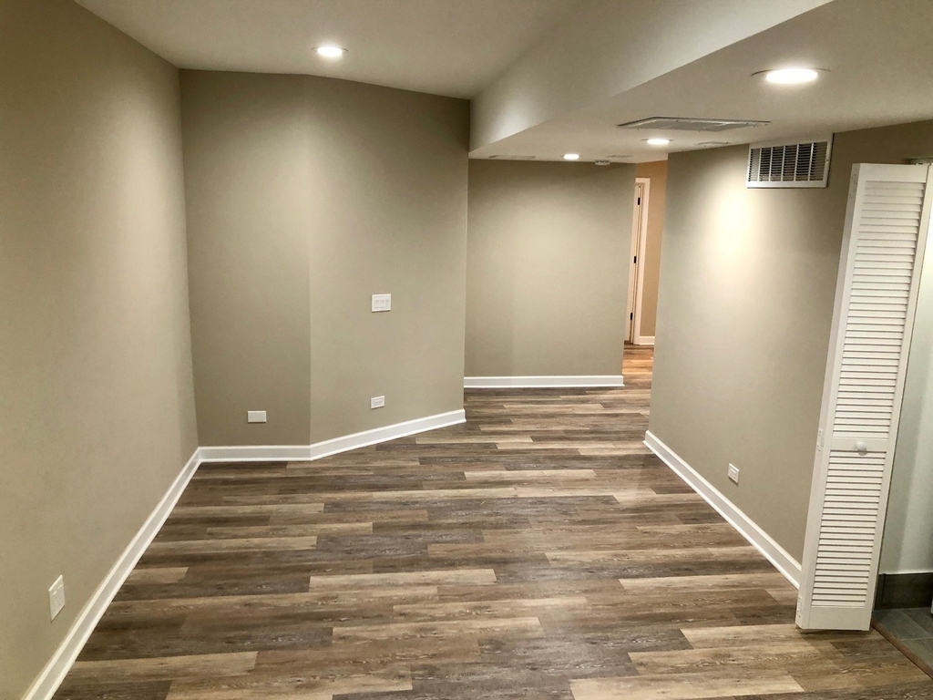 2643 W Estes Avenue - Photo 5