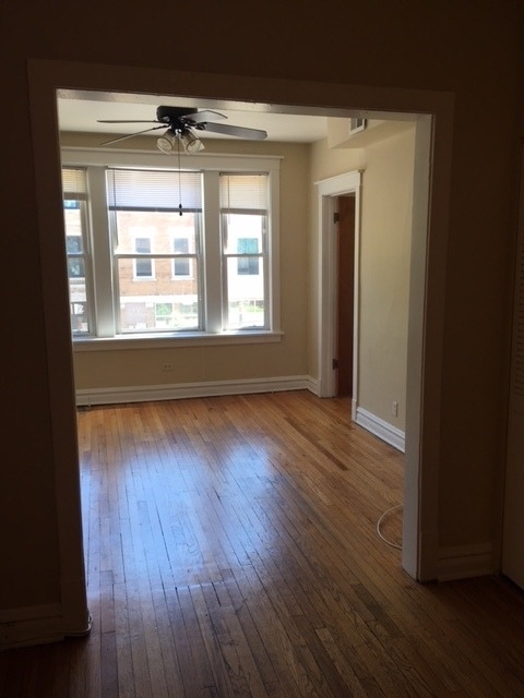 3700 N Southport Avenue - Photo 20