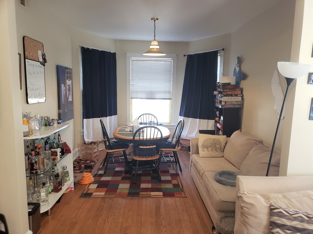 3822 N Wayne Avenue - Photo 1