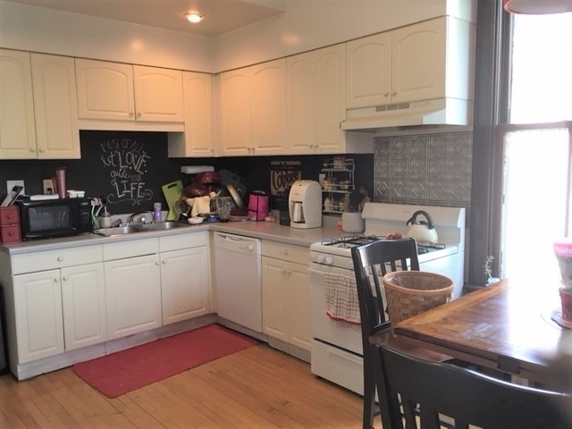 1237 W Wellington Avenue - Photo 5