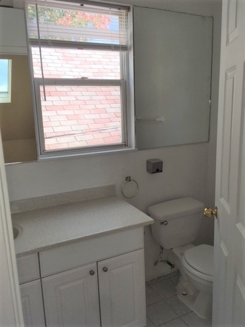 1237 W Wellington Avenue - Photo 18