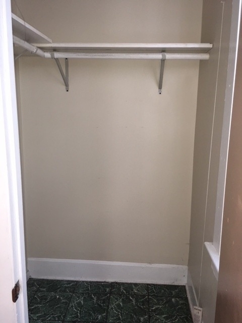 1237 W Wellington Avenue - Photo 17