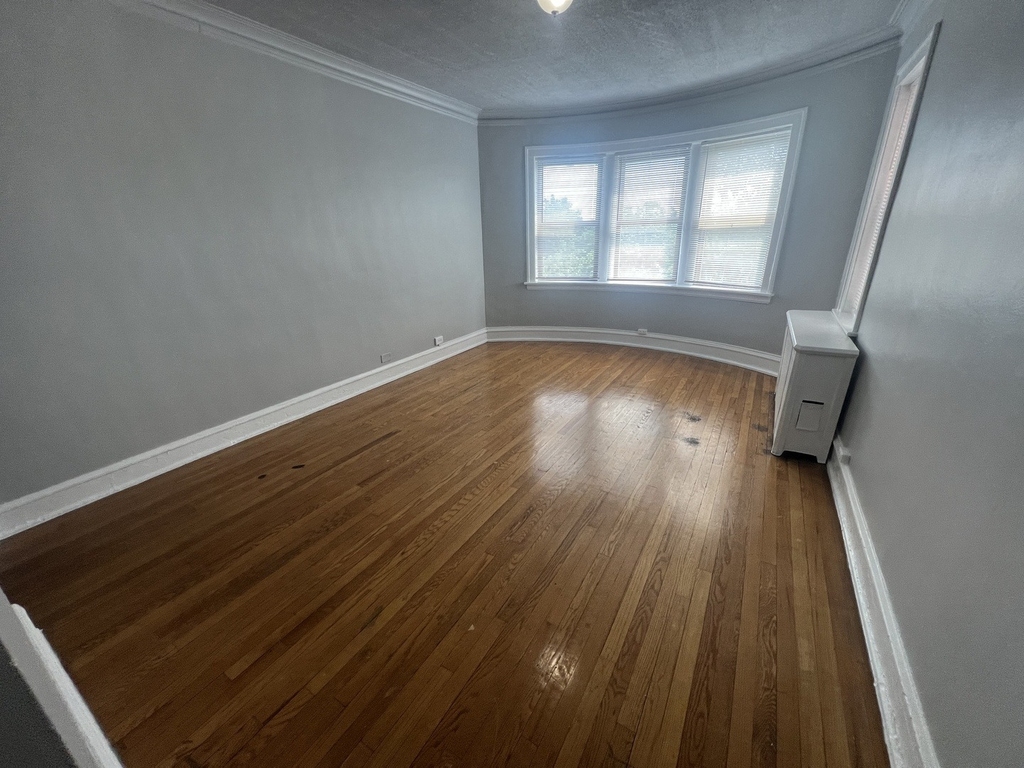 9300 S Bishop Street - Photo 1