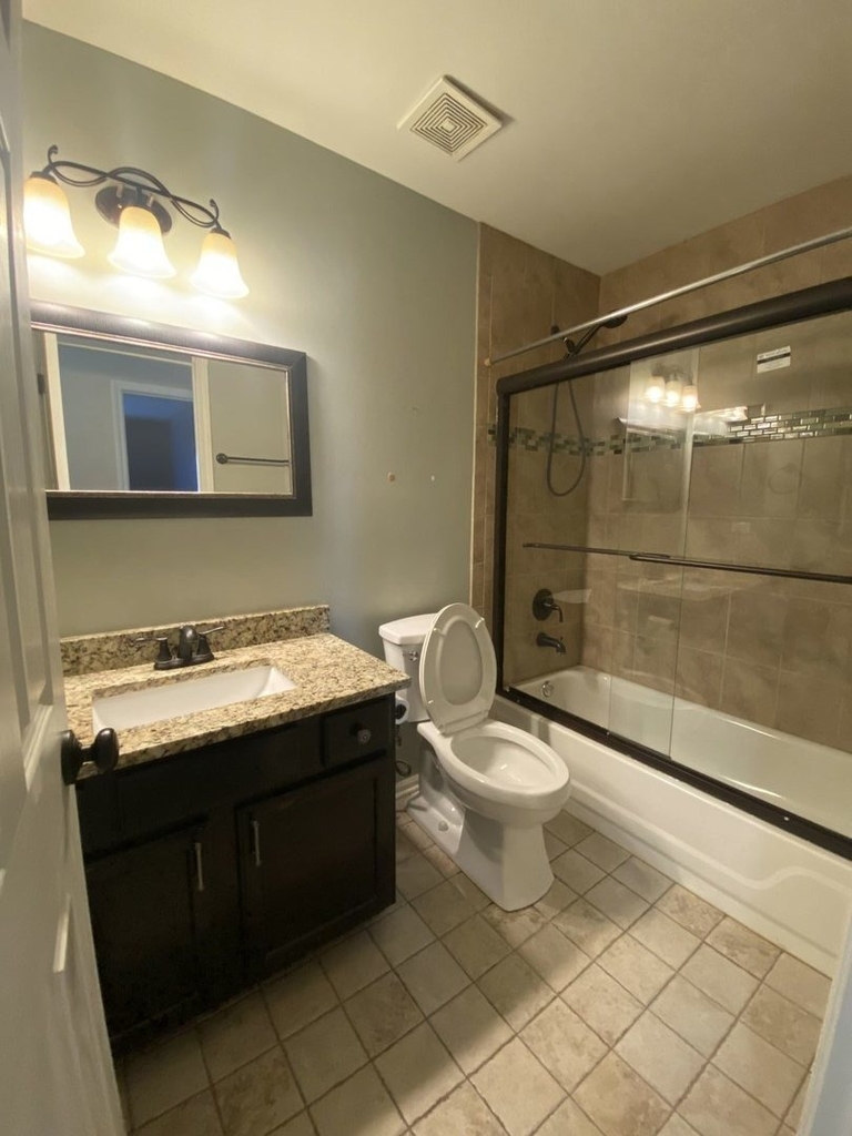 1213 Pennsbury Lane - Photo 16