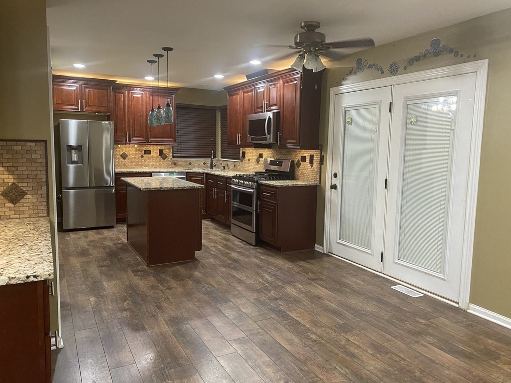 1213 Pennsbury Lane - Photo 7