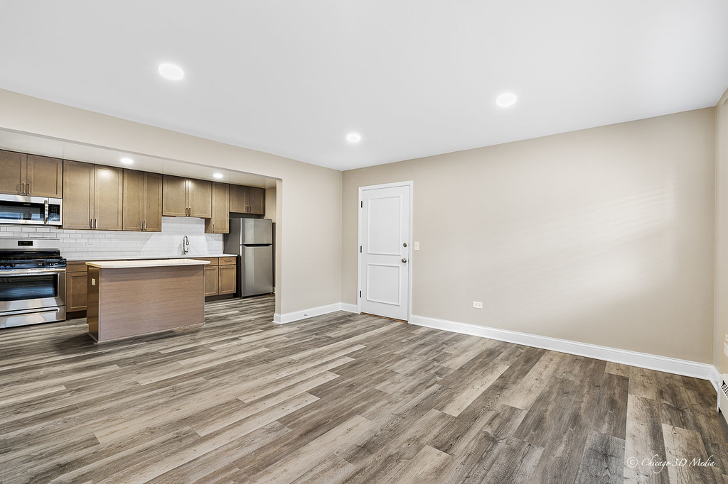7536 W Lawrence Avenue - Photo 3