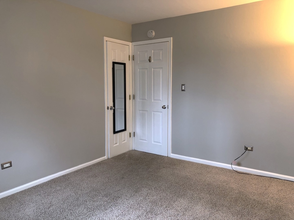 446 E Osage Lane - Photo 8