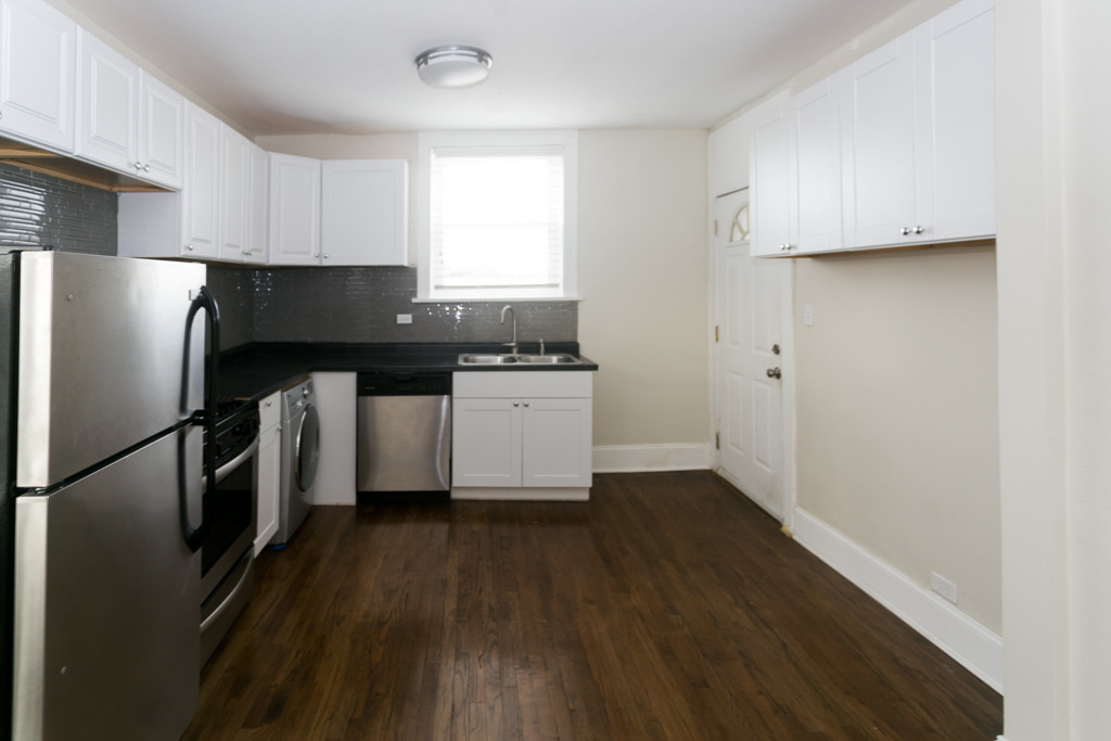 918 Green Bay Road - Photo 2