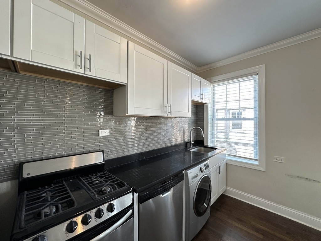 918 Green Bay Road - Photo 5