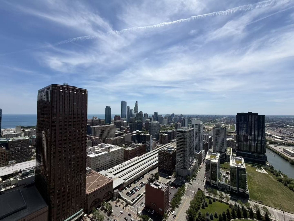 235 W Van Buren Street - Photo 11
