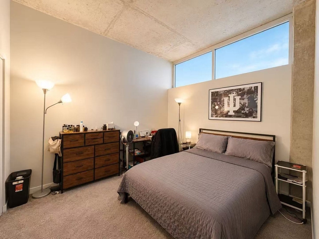 235 W Van Buren Street - Photo 6