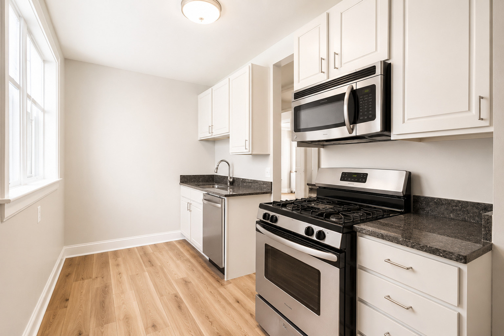 2514 W Belle Plaine Avenue - Photo 5