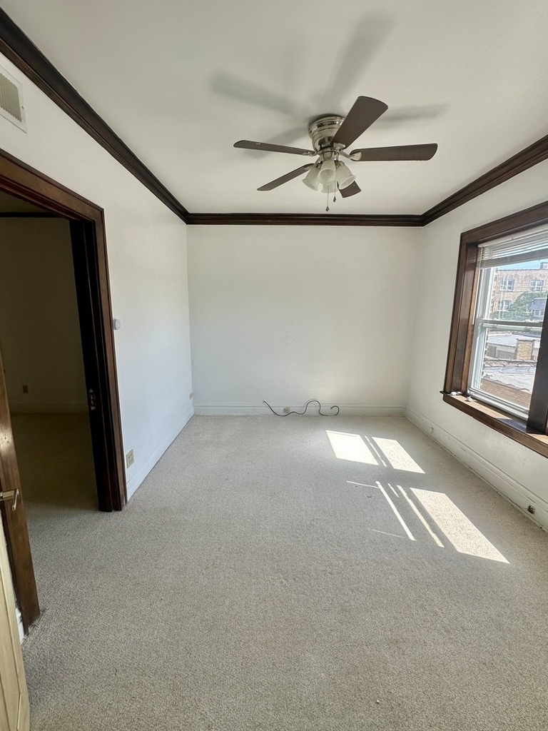 6229 N Claremont Avenue - Photo 5