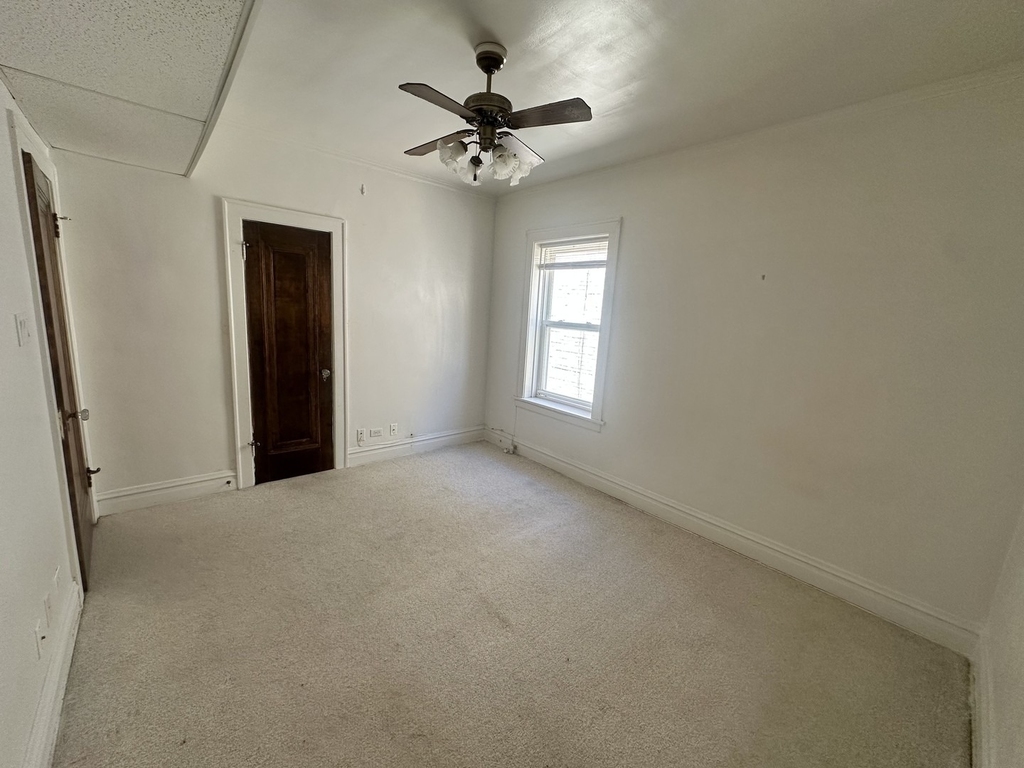 6229 N Claremont Avenue - Photo 8