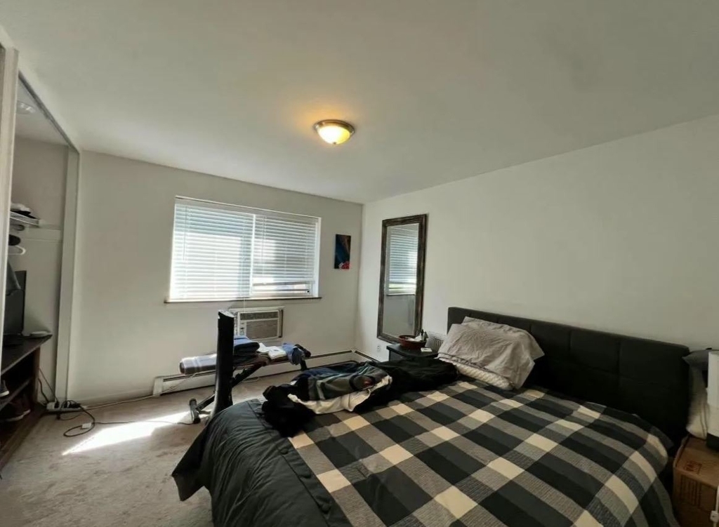 619 W Stratford Place - Photo 13