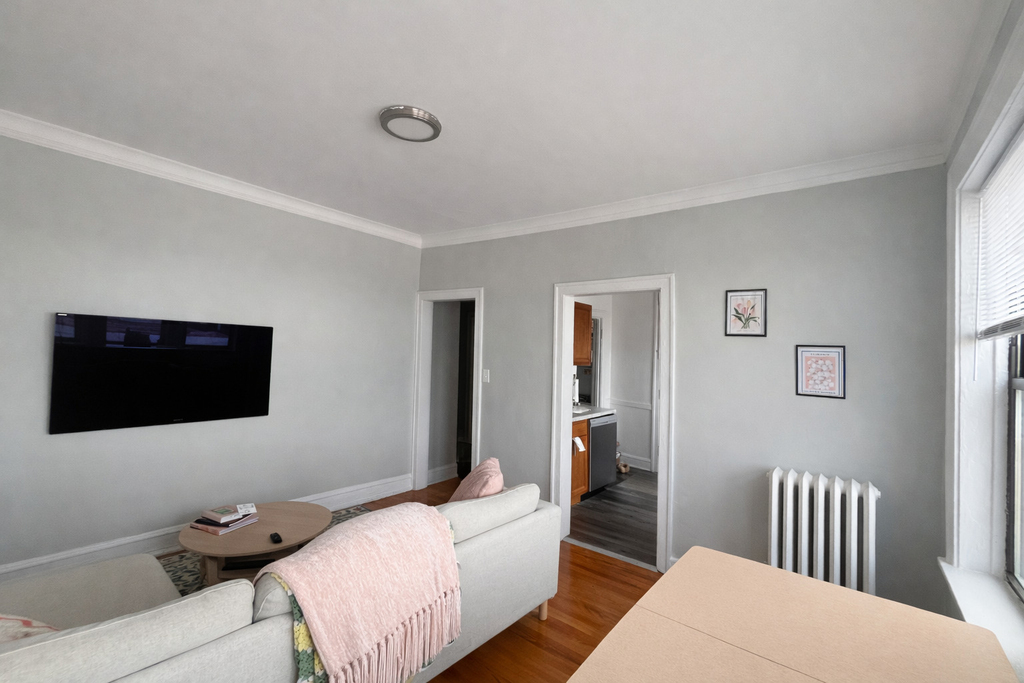 2344 W Addison Street - Photo 3